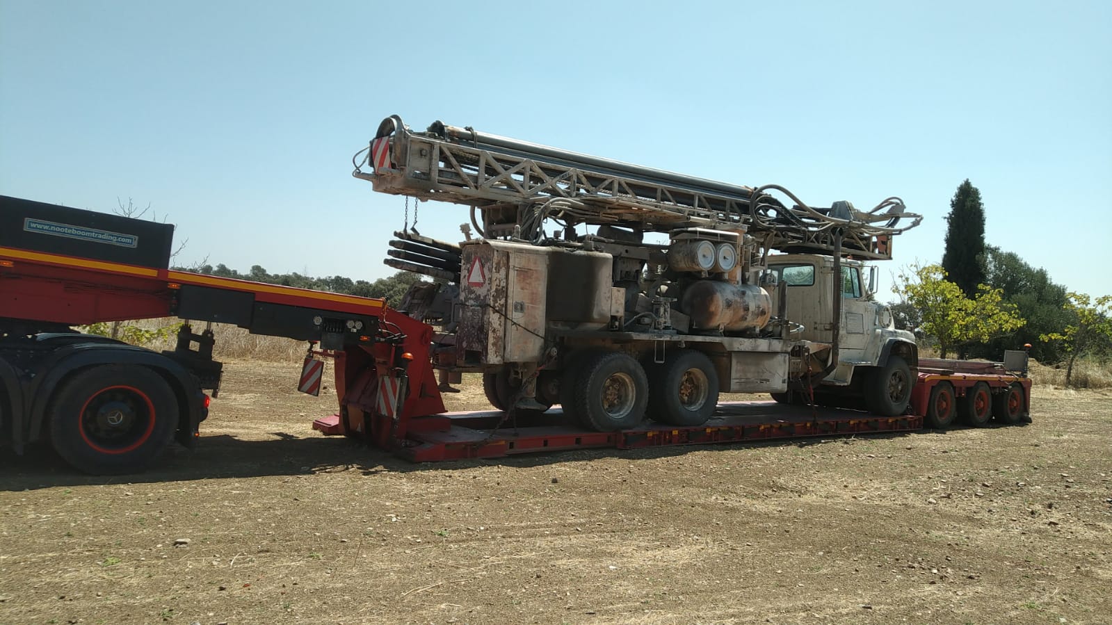 porta-maquinas-extensiveis-transportes-manuel-silverio